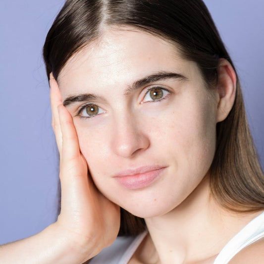 4 TIPS FOR DEWY SKIN IN WINTER